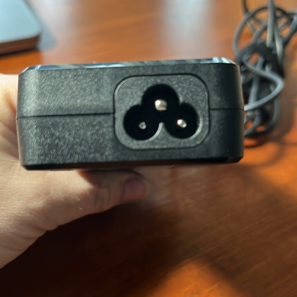 TARGUS DELL 90W Laptop Charger universal computer power adaptor - Picture 3 of 10